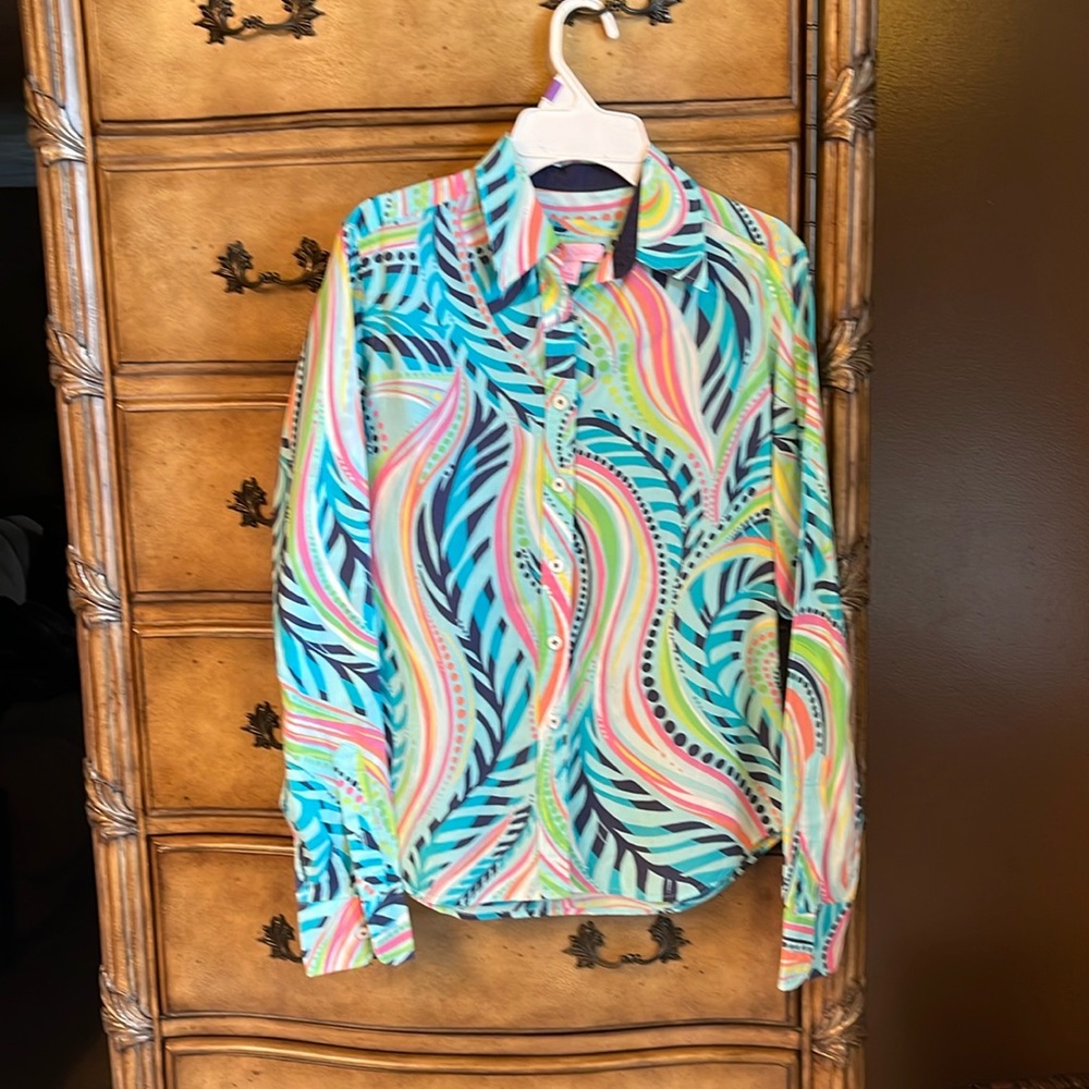 Lily Pulitzer top size 4